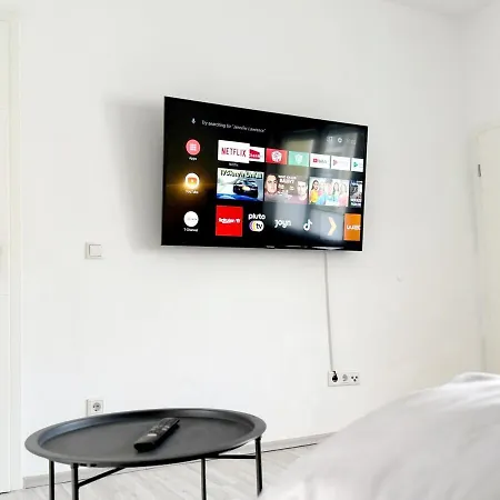 City-apartment Fuer Familien 5 Per, 8 Min Zum Hbf! * Mönchengladbach