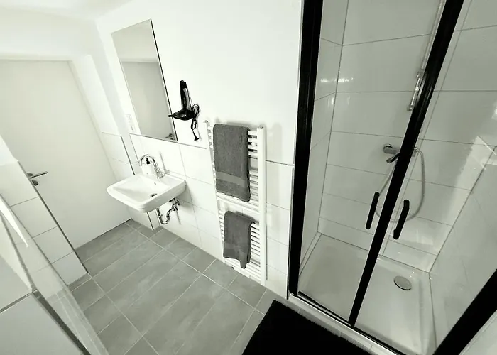 City-apartment Fuer Familien 5 Per, 8 Min Zum Hbf! Mönchengladbach