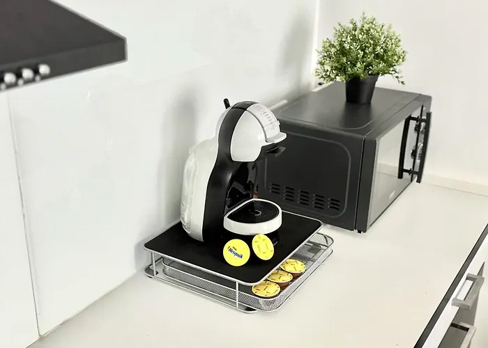 City-apartment Fuer Familien 5 Per, 8 Min Zum Hbf!